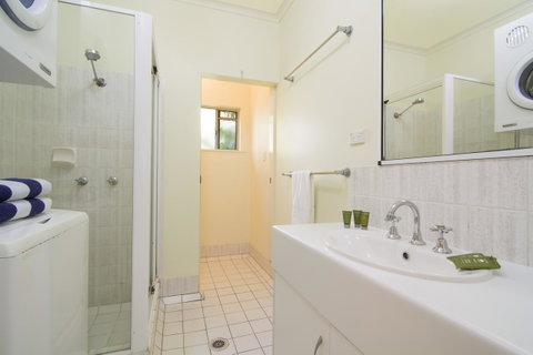The Port Douglas Queenslander - Tourism Noosa 12