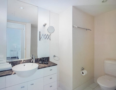Circle Luxury Holidays - Tourism Noosa 1