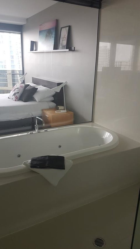 Circle Luxury Holidays - Tourism Noosa 17
