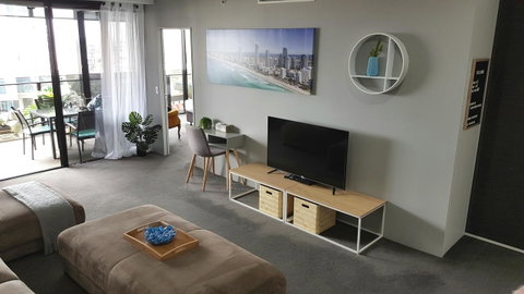 Circle Luxury Holidays - Tourism Noosa 15