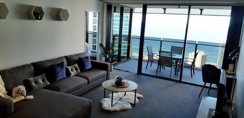 Circle Luxury Holidays - Tourism Noosa 14