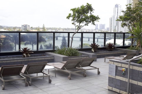 Circle Luxury Holidays - Tourism Noosa 19
