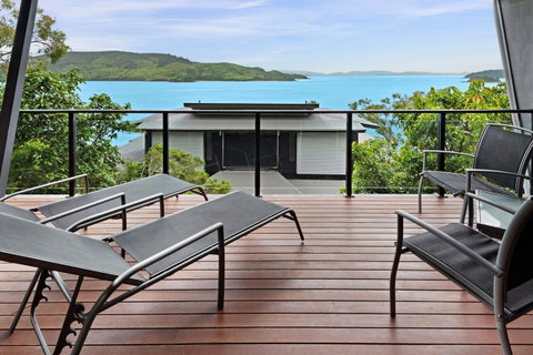 Shorelines - Tourism Noosa 1