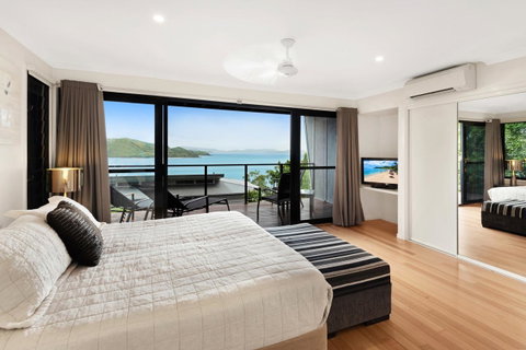 Shorelines - Tourism Noosa 3