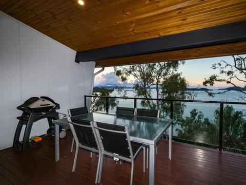 Shorelines - Tourism Noosa 26