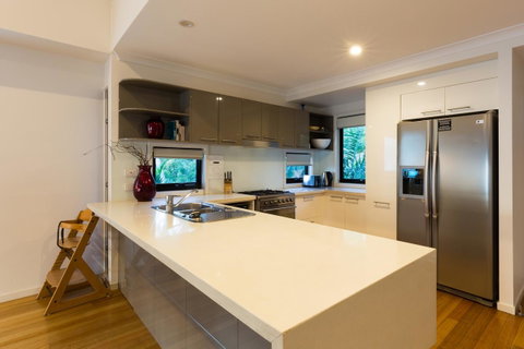 Shorelines - Tourism Noosa 36