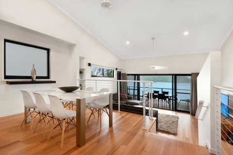 Shorelines - Tourism Noosa 13
