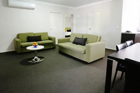 Drovers Motor Inn - Tourism Noosa 11