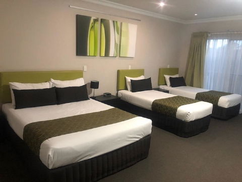 Drovers Motor Inn - Tourism Noosa 8