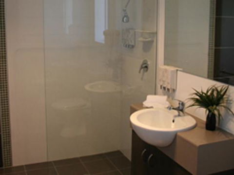 Drovers Motor Inn - Tourism Noosa 4