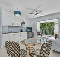 Couples private spa beach getaway - Tourism Noosa