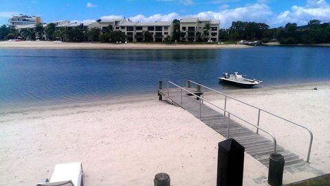 Skippers Cove Waterfront Resort - Tourism Noosa 3