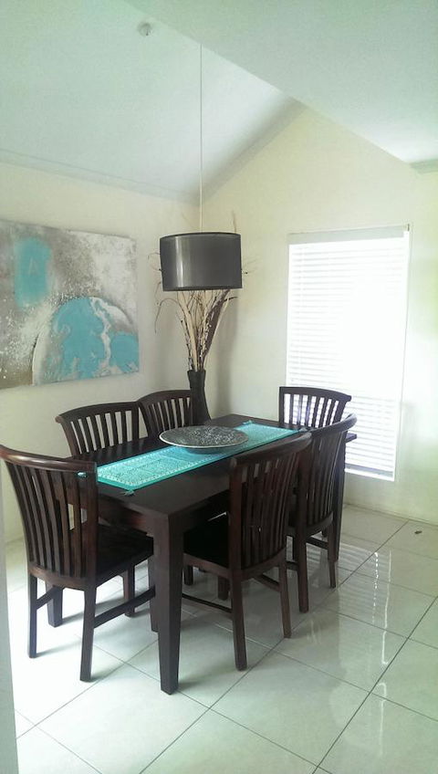 Skippers Cove Waterfront Resort - Tourism Noosa 8