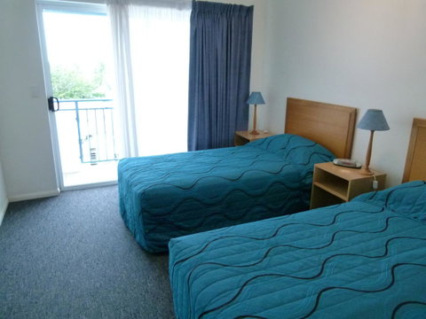 Madison Ocean Breeze Apartments - Tourism Noosa 30