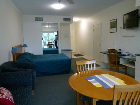 Madison Ocean Breeze Apartments - Tourism Noosa 27