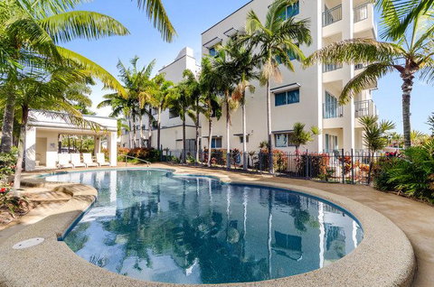 Madison Ocean Breeze Apartments - Tourism Noosa 0