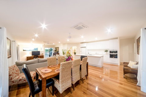 Whitsunday Luxury Homes - Tourism Noosa 4