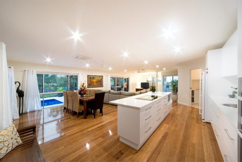 Whitsunday Luxury Homes - Tourism Noosa 5