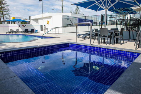 Mandolin Beachfront Resort - Tourism Noosa 2