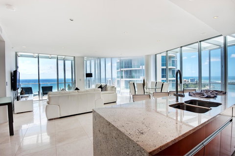 Reflections Tower Two - Tourism Noosa 29