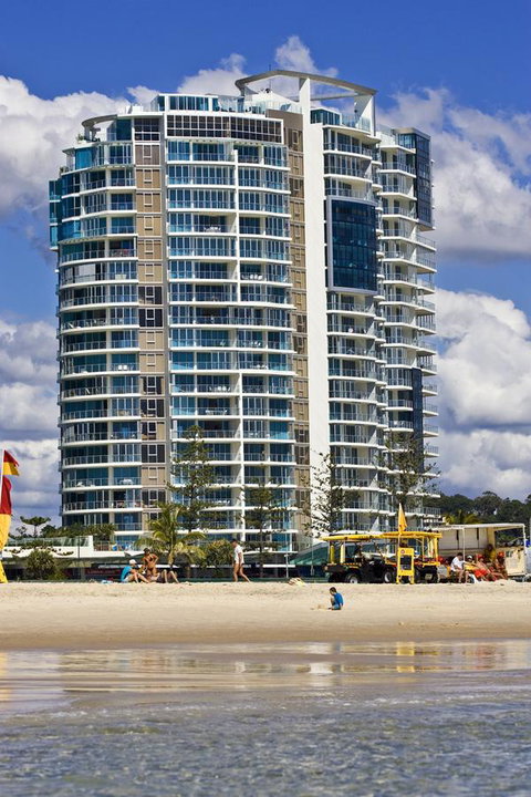 Reflections Tower Two - Tourism Noosa 4