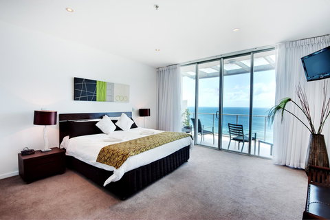 Reflections Tower Two - Tourism Noosa 30