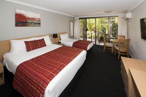 Comfort Inn Grammar View - Tourism Noosa 9