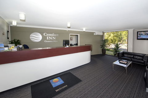 Comfort Inn Grammar View - Tourism Noosa 3