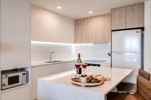 Iconic Kirra Beach Resort - Tourism Noosa 41