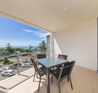 Salt Yeppoon - Tourism Noosa