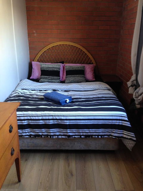 XYL Pets Friendly Seaside Boutique Guesthouse - Tourism Noosa 20