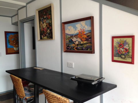 XYL Pets Friendly Seaside Boutique Guesthouse - Tourism Noosa 6