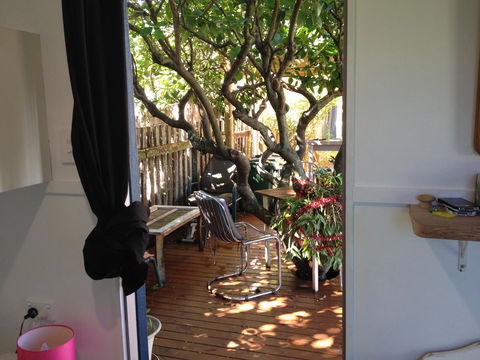 XYL Pets Friendly Seaside Boutique Guesthouse - Tourism Noosa 32