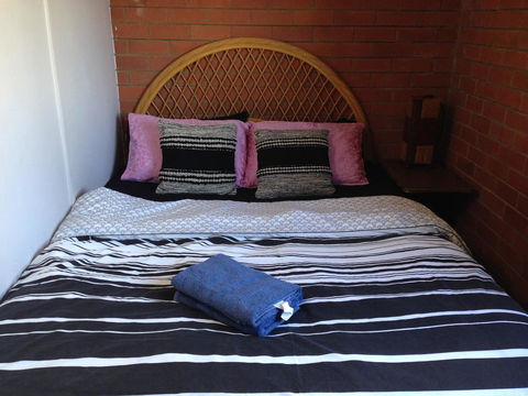 XYL Pets Friendly Seaside Boutique Guesthouse - Tourism Noosa 22
