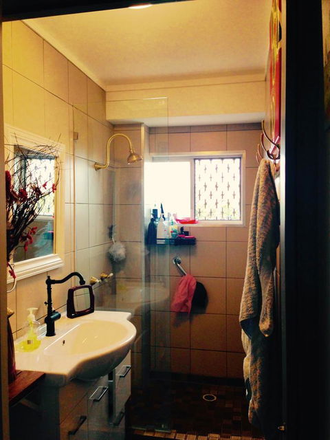 XYL Pets Friendly Seaside Boutique Guesthouse - Tourism Noosa 18