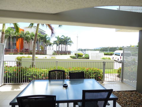 Marina View Apartment - Tourism Noosa 4