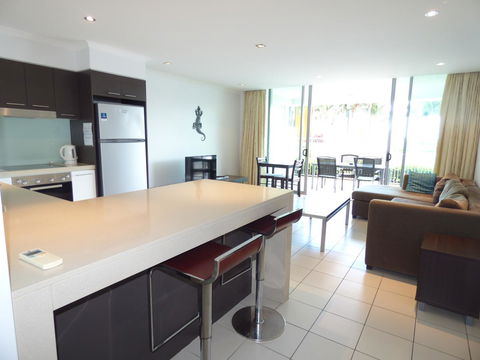 Marina View Apartment - Tourism Noosa 2