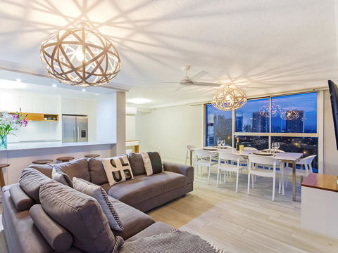 Sunbird Beach Resort Main Beach - Tourism Noosa 4