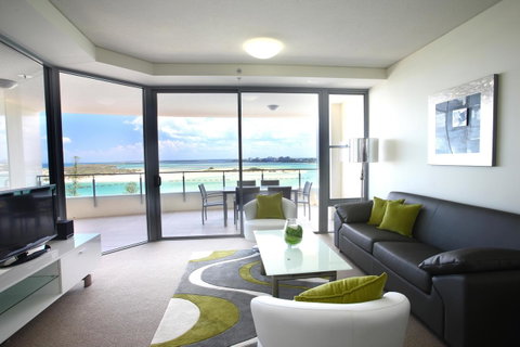 Monaco Caloundra - Tourism Noosa 38