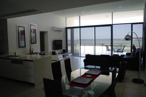 Monaco Caloundra - Tourism Noosa 43