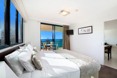 Peninsular Beachfront Resort - Tourism Noosa 23