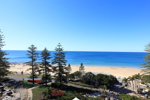 Peninsular Beachfront Resort - Tourism Noosa 16