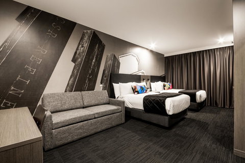 Sage Hotel James Street - Tourism Noosa 12