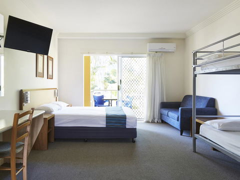 NRMA Treasure Island Holiday Resort - Tourism Noosa 11