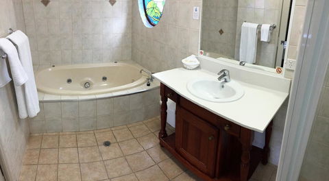 Country Gardens Motor Inn - Tourism Noosa 17