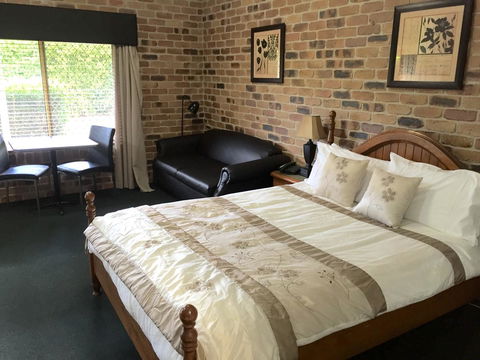 Country Gardens Motor Inn - Tourism Noosa 15