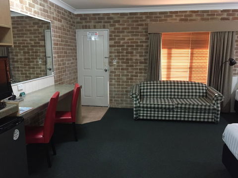 Country Gardens Motor Inn - Tourism Noosa 20