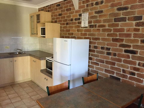 Country Gardens Motor Inn - Tourism Noosa 24