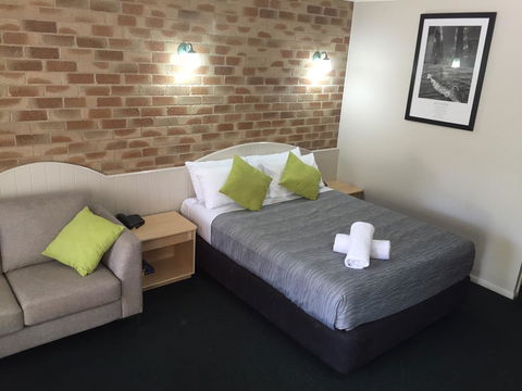 Country Gardens Motor Inn - Tourism Noosa 12