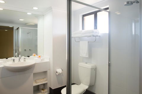 Palm Royale Cairns - Tourism Noosa 30
